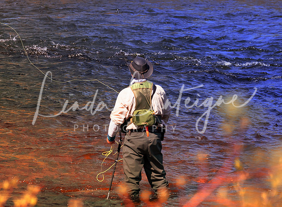 guide demonstrates on the Matapedia River, Quebec
